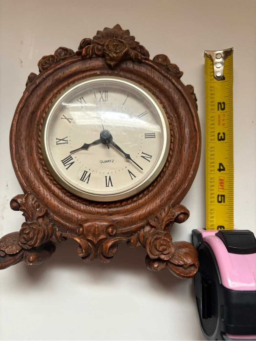 Quartz Ornate Brown Resin Wall Clock - Vintage-Style Home desk clock